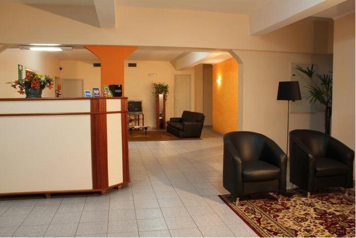 Euro Hotel Kurytyba Zewnętrze zdjęcie