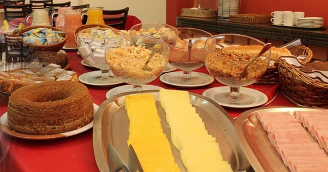 Euro Hotel Kurytyba Zewnętrze zdjęcie